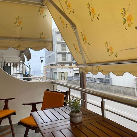 Dt Luxury Apartment เนอาเปรามอส ภายนอก รูปภาพ