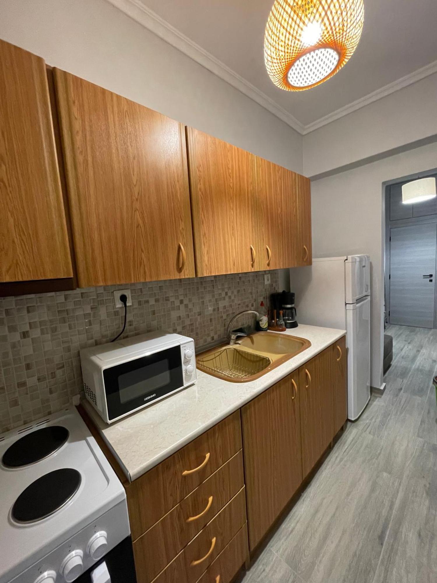 Dt Luxury Apartment เนอาเปรามอส ภายนอก รูปภาพ